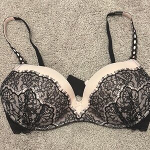 VS 36D lace bra